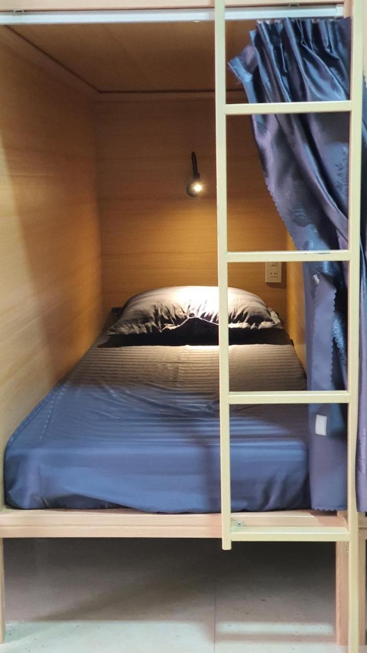 Nhat Sapa Hostel Bagian luar foto