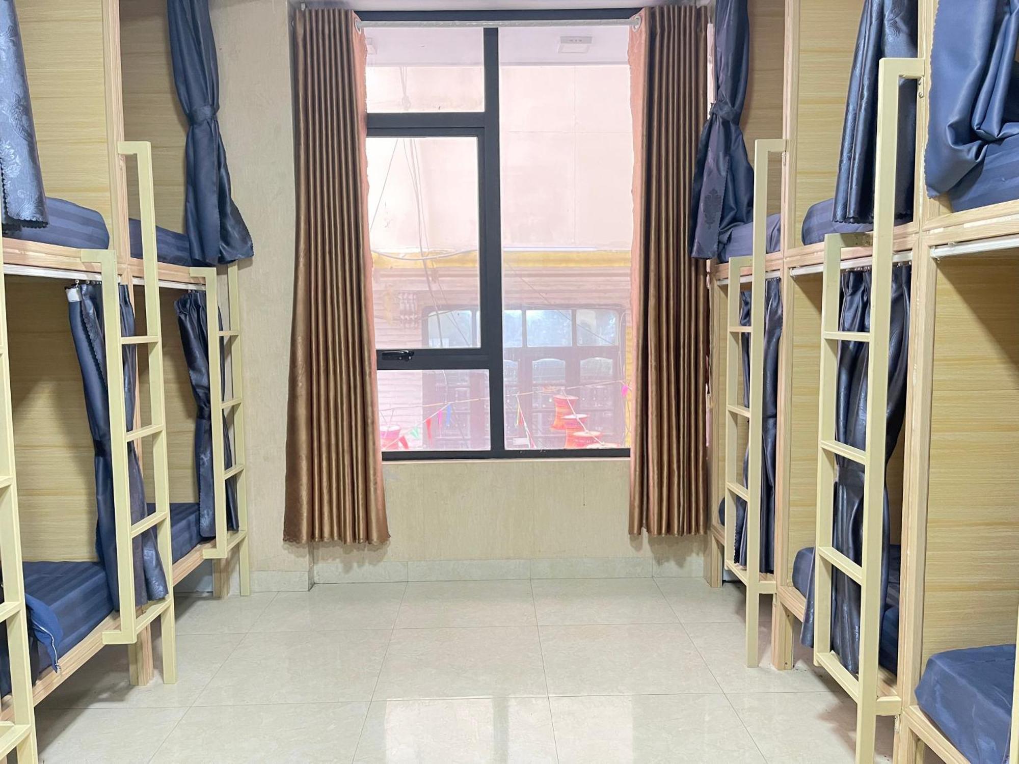 Nhat Sapa Hostel Bagian luar foto